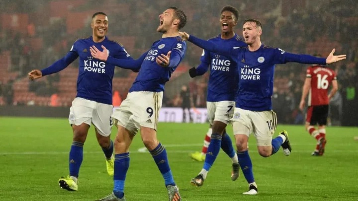 đội hình leicester city 2015